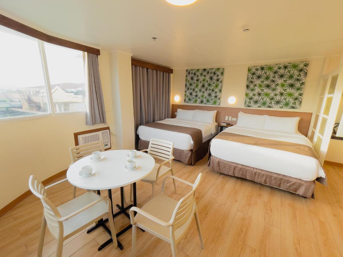 Hotel Sentro Легазпи Екстериор снимка